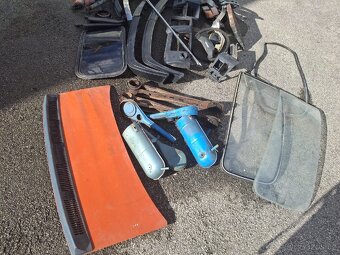 Náhradní díly Škoda - 8