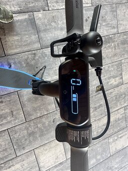 Elektrokoloběžka Ninebot eKickScooter C2 Pro E - 8