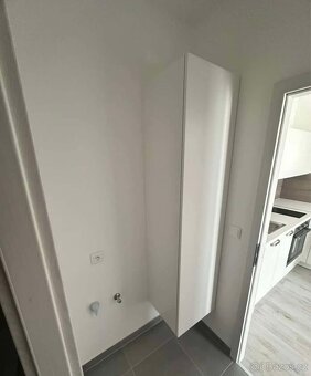 Pronájem moderního bytu 2+kk ve městě Slaný u Prahy - 8