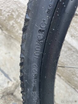 Trekové kolo RIVERSIDE 500 - 8
