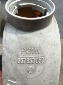 Přední blinkr Hella na VW Polo 86c - 8