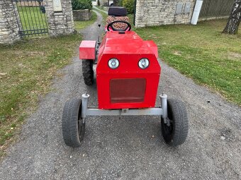 Prodám traktor domácí výroby s motorem 1.9D - 8