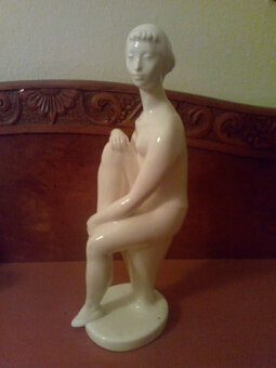 Retro sochy - akty - 8