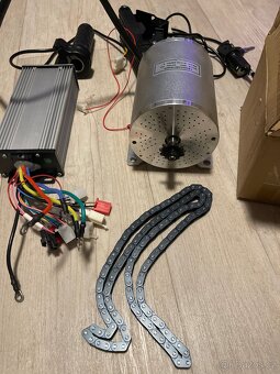 Elektromotor (3000w 48-72V ) + řídící jednotka - 8