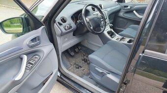 Ford s-max 2.0 TDCi 2008 Rezervace - 8