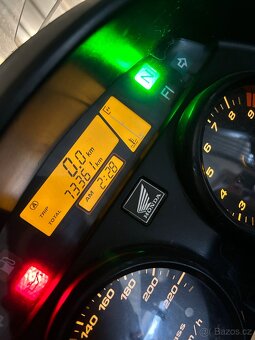 Honda Varadero XL 1000 r.v 2002 - 8