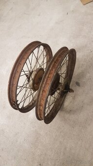 JAWA 250 SPECIAL - kompletní kola 150mm - 8