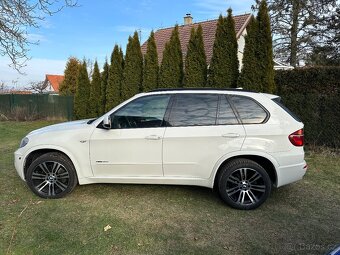 BMW X5 nová cena 40d M parket - 8