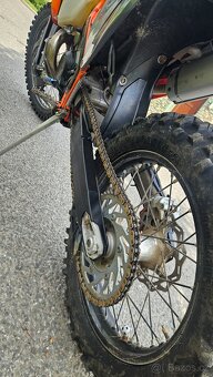KTM EXC 300 r.v. 2023 - 8