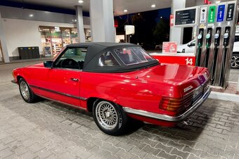 Mercedes-Benz w 107  500 sl - 8