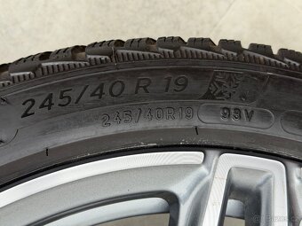 Mercedes R19 AMG z Mercedes E43 E53 W213 Michelin zimní - 8