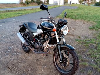Honda VTR 250 - 8