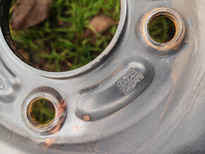 Originální ocelové disky Ford 4x108 r15 Fiesta - 8