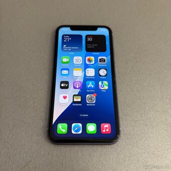 iPhone 11 64GB purple, pěkný stav, 12 měsíců záruka - 8