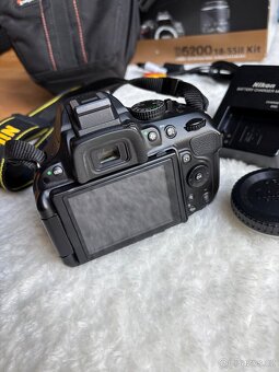 Nikon D5200 18-55 II kit - 8