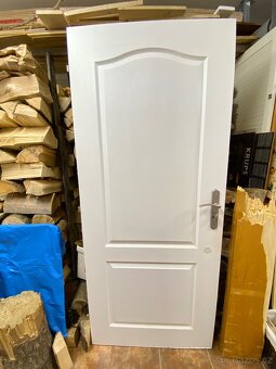 Interierové dveře bílé - 80P, 80L, 60P - 8