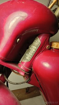 Jawa 555 - 8