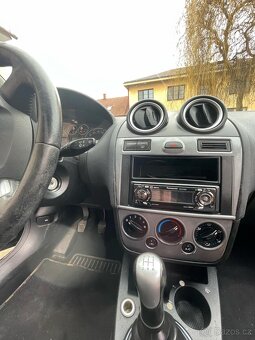 Na prodej – Ford Fiesta 1.4 - 8