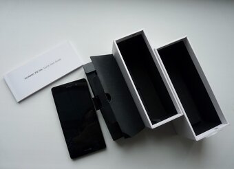 Mobilní telefon Huawei P8 Lite - 8
