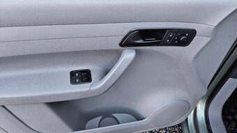 VOLSWAGEN CADDY 1,6 MPi 75 kW Maxi - 8