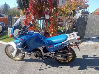 Prodám Honda Africa twin 750 XRV - 8