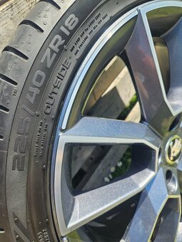 Alu Gemini R18 (Octavia RS III.) - 8