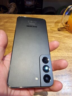Samsung Galaxy s22 8/128 - 8
