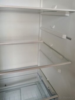moderní lednice A++ Gorenje DOPRAVA - 8