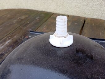 Smaltované umyvadlo do karavanu, obytného přívěsu. - 8