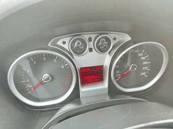 Ford c-max 1.6 - 8