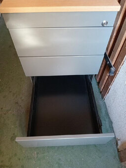 ocelový šuplíkový kontejner na kolečkách Ikea - 8