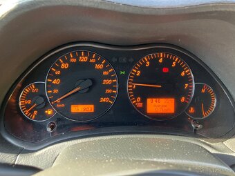 Prodám Toyota Avensis, kombi Motor: 1.8 VVT-i - 8