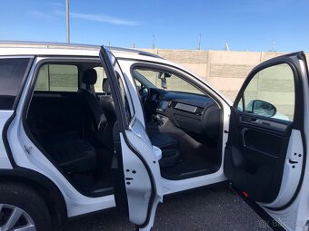 Volkswagen Touareg 3.0TDI V6 4MOTION R-Line 2016 - 8
