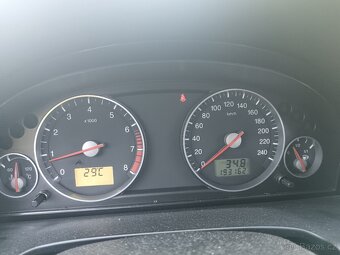 Fordu Mondeo MK3 1.8 sci 96. kW rv 2005 . 6 kvalt - 8