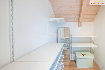 Rodinný dům s projektem na butikové hotel - 8