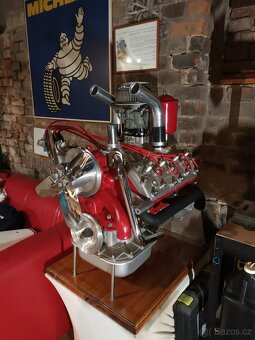 Motor Ford Vedette Flathead - dekorace - 8
