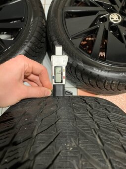 Alu kola Škoda R18 5X112 ZIMNÍ PNEU 225/45 R18 OCTAVIA 4 - 8
