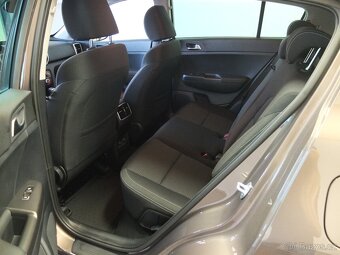 KIA Sportage QL 1,6 T-GDi (31tisíc km)-Stav nového vozu,DPH - 8