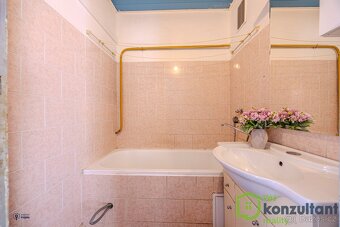 Prodej bytu 3+1: Hýlová, Ostrava-Výškovice, ev.č. 00849 - 8