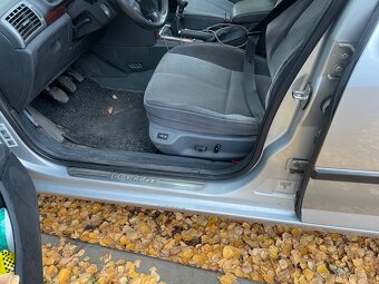 Prodám Peugeot 407 SW, 2.0 HDI - 8