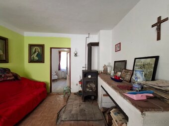 Prodám dům 113m2 v obci Mělnice u Hostouně pozemek 641m2 - 8