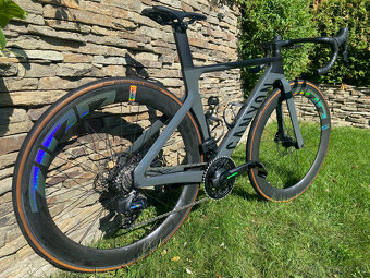 Canyon Aeroad CF SLX 8 AXS - 8