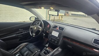 Prodám Volkswagen Eos,2006 rok,skvělý stav.2l,147 kw,manuál - 8