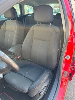 Opel Astra J Sports Tourer - 8