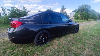 BMW 320i X-Drive, 2015, 120 000km, LED, NAVI, automat - 8