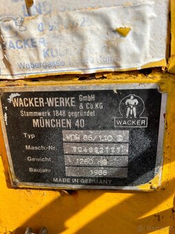 Příkopový vibrační válec - 8