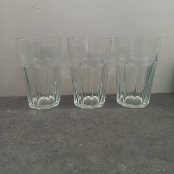 Nádobí - talíře, sklenice, skleničky, hrníčky - 8