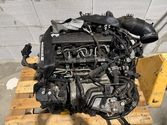 Kompletní motor 2,0 TDI CRLB VW Passat B8 2016 110KW - 8
