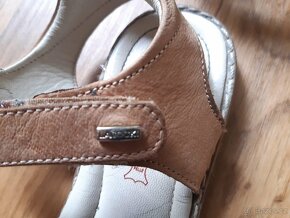 kožené sandále Lasocki vel. 36 + žabky zdarma - 8