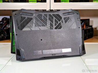 Herní notebook ACER NITRO | i7-9750H | 1660Ti 6GB | 16GB ram - 8